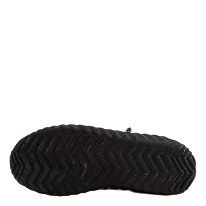 Out n About Plus Conquest Black